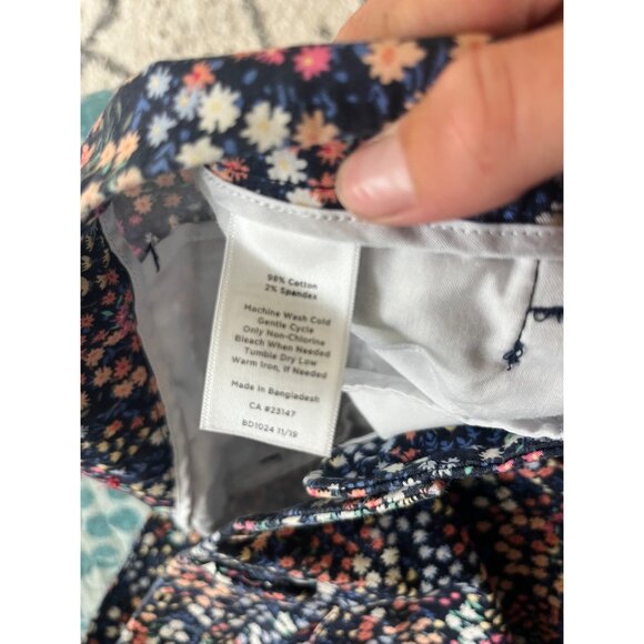 Talbots Womens Cropped Floral Print Flat Front Pants Size 14P - Picture 6 of 8